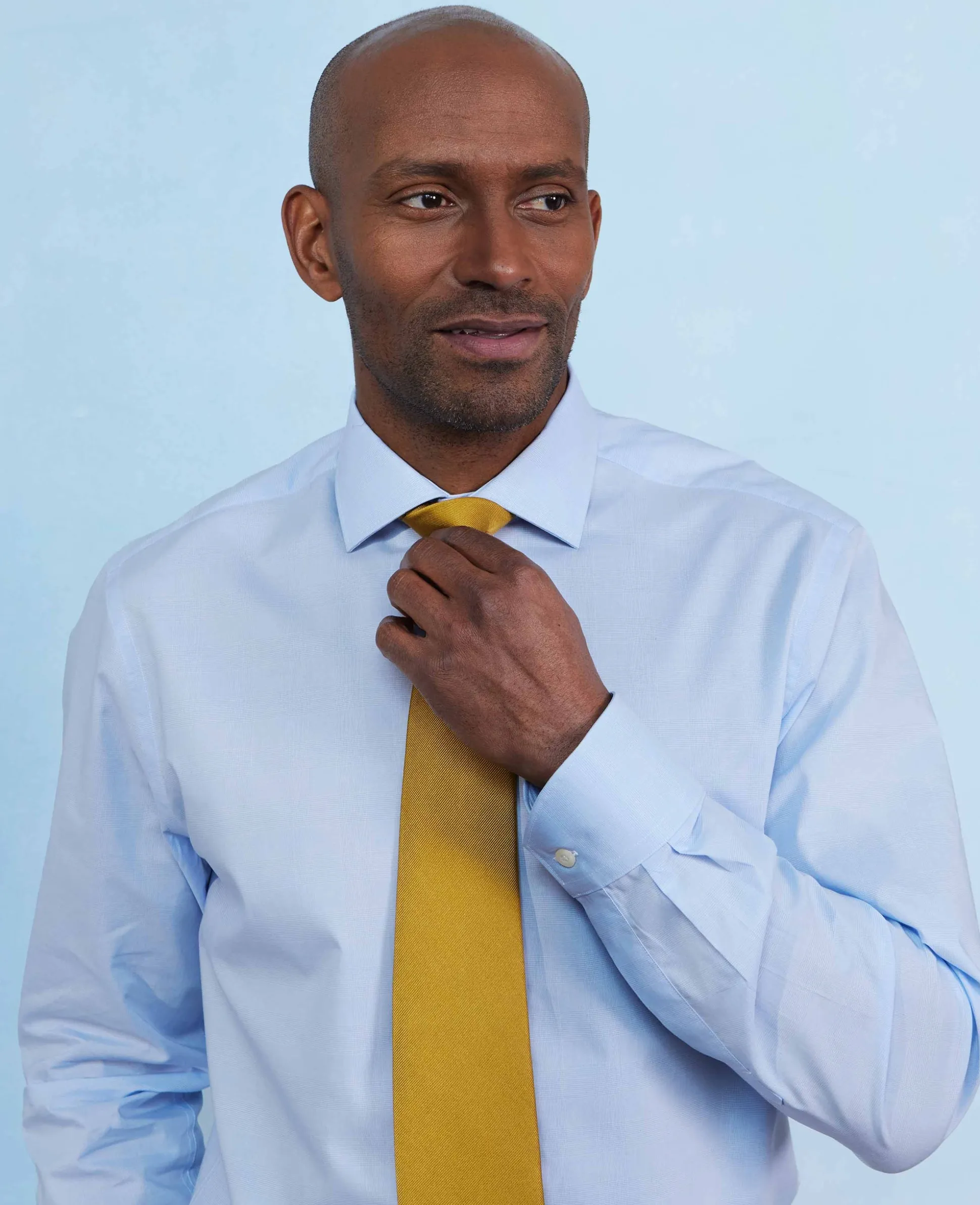 Blue Cotton Prince of Wales Check Slim Fit Formal Shirt - Single Cuff